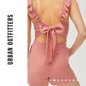 Urban Outfitters Cotton Linen Shorts Romper Keyhole Tie in Back Coral/Pink Sz 4